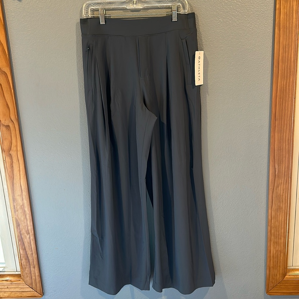 Athleta Brooklyn Heights High Rise Pleated Wide Leg Pant, Size 10, Graphite Blue